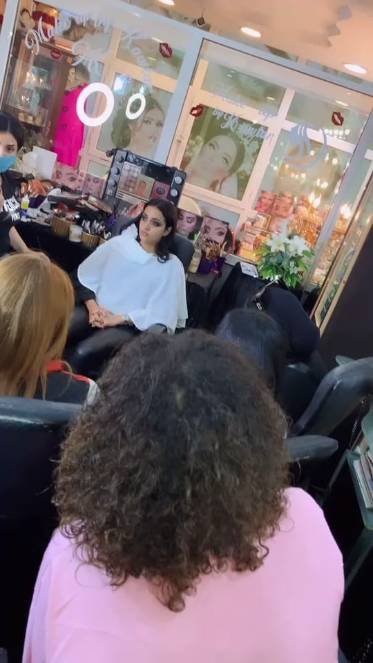 Post 9 by Kawtar on TikTok (video)
