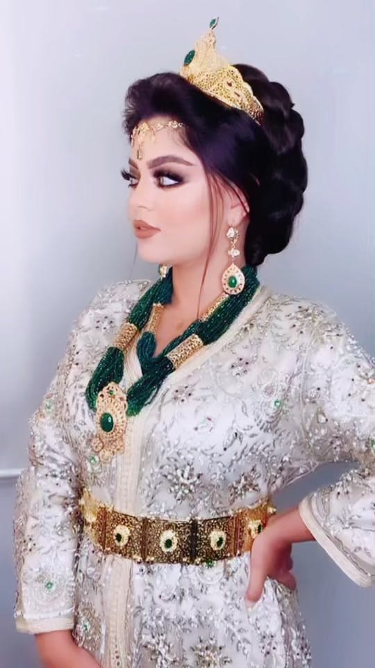 Post 1 by Kawtar on TikTok (video)
