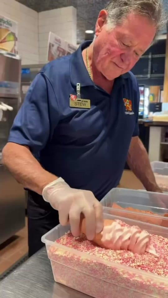 Post 8 by Stew Leonards on TikTok (video)