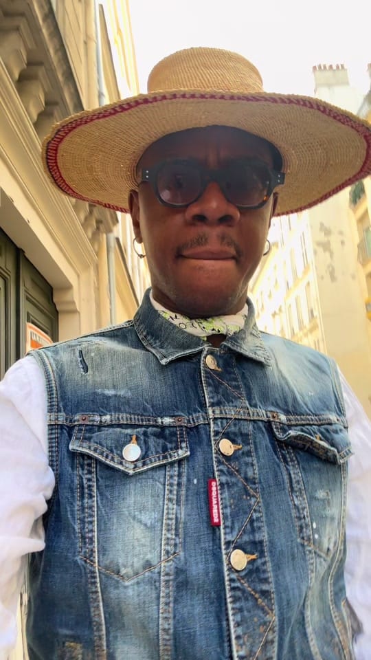 Post 7 by monsieurrobby on TikTok (video)
