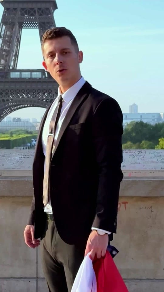Post 1 by Millésime K on TikTok (video)