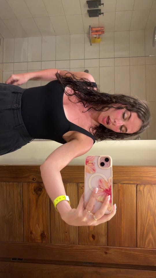 Post 5 by emmaaplouviez on TikTok (video)