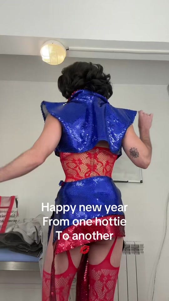 Post 6 by alexiszago on TikTok (video)