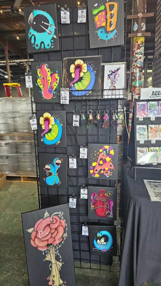 Post 8 by WeeDot Art on TikTok (video)