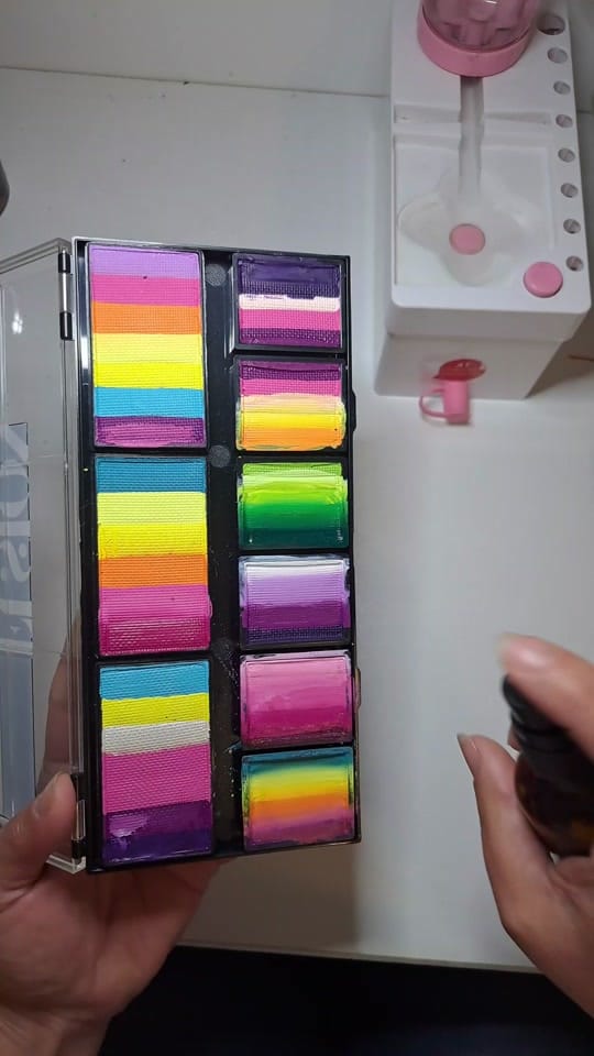 Post 1 by Sophie - Artiste sur peau 🎨🖌 on TikTok (video)