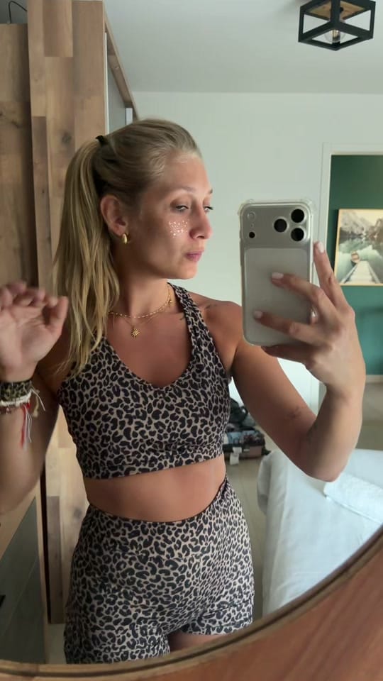 Post 6 by Sioou on TikTok (video)