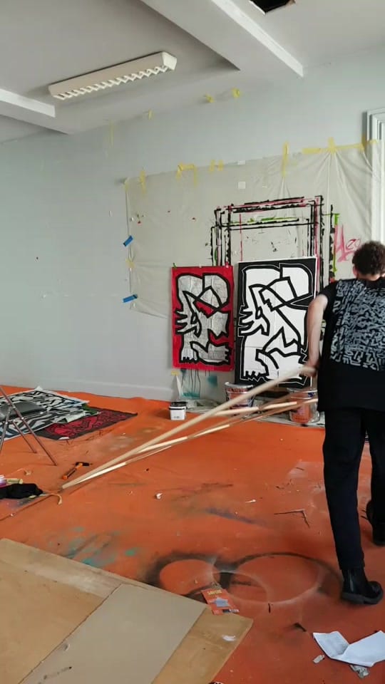 Post 7 by Bleg | Artiste on TikTok (video)
