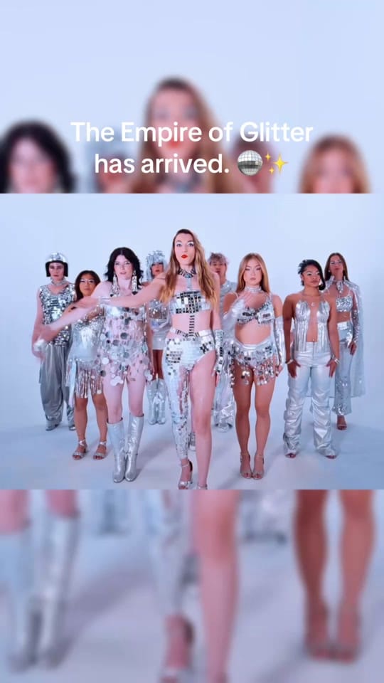 Post 4 by LA Laura Paris on TikTok (video)