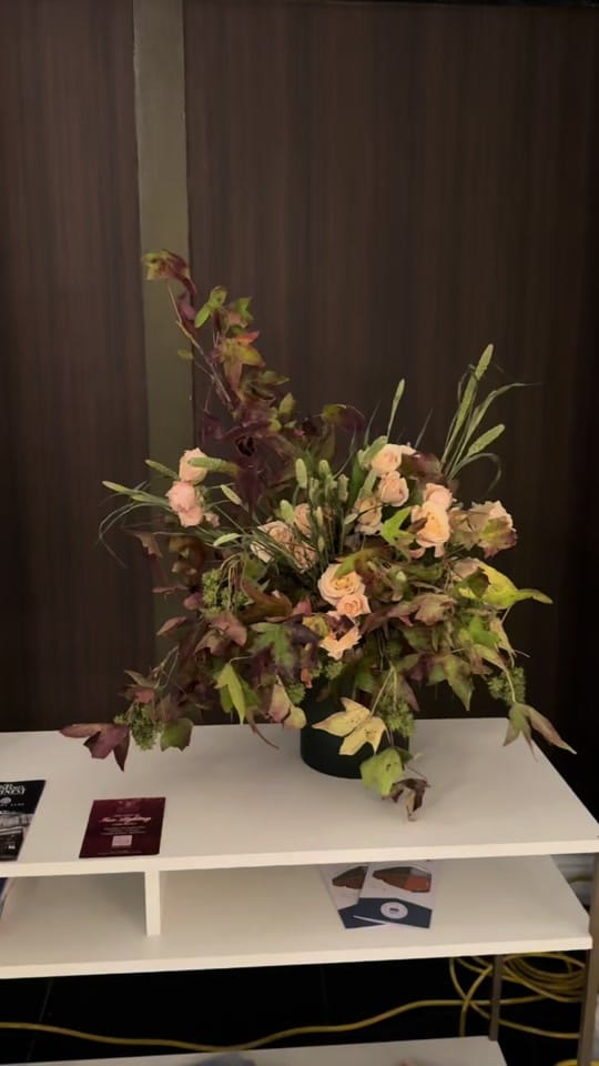 Post 10 by NoMe | Artista Floral y Textil on TikTok (video)