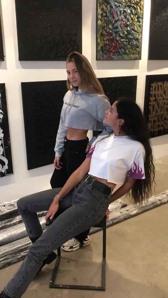 Post 10 by Inartwetrust_paris on TikTok (video)