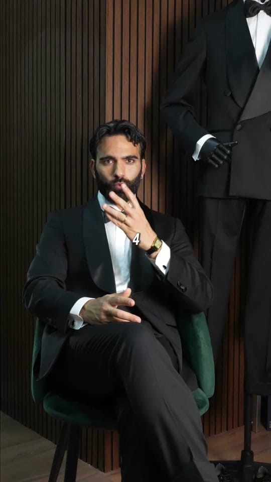 Post 2 by Sartoria CARILLO 🪡 👔 on TikTok (video)