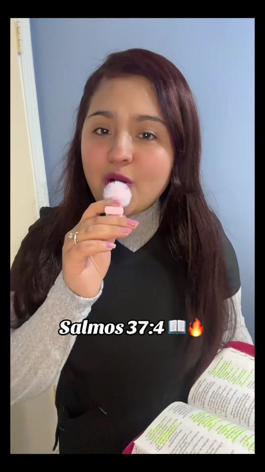 Post 2 by Alondra❤️‍🔥✝️ on TikTok (video)