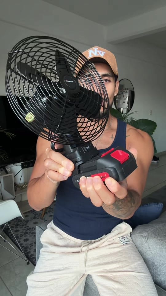 Post 4 by Bryan Betancourt on TikTok (video)