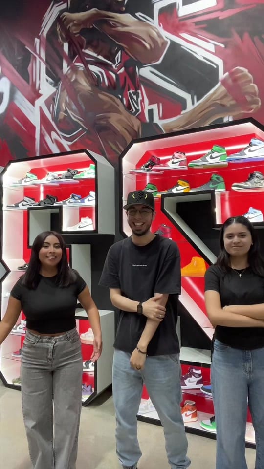 Post 6 by Thronekicksmx on TikTok (video)