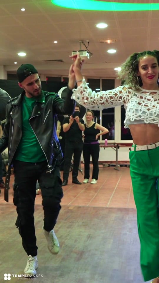 Post 6 by Juliette et Anthony on TikTok (video)