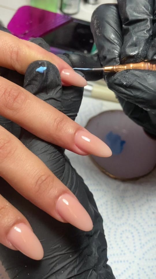 Post 6 by MG Nails Paris🇫🇷by Mariana G on TikTok (video)