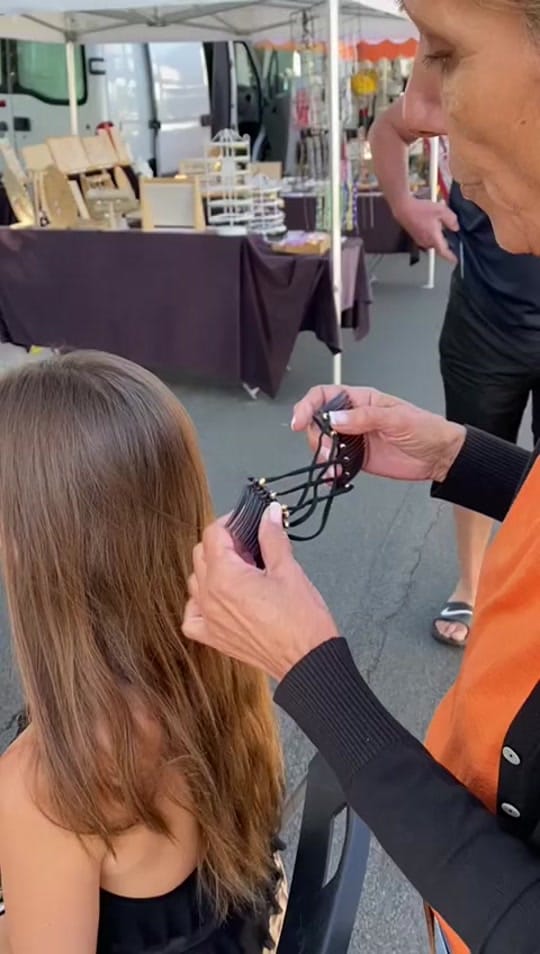 Post 8 by Le peigne de Vivi on TikTok (video)
