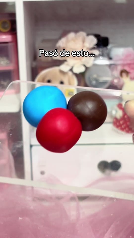 Post 2 by Girly Pop Mx on TikTok (video)