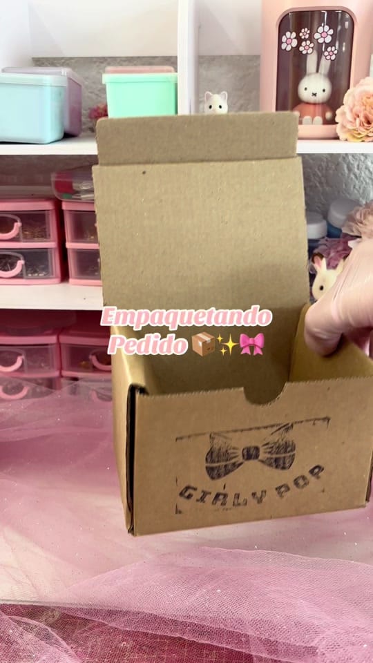 Post 1 by Girly Pop Mx on TikTok (video)