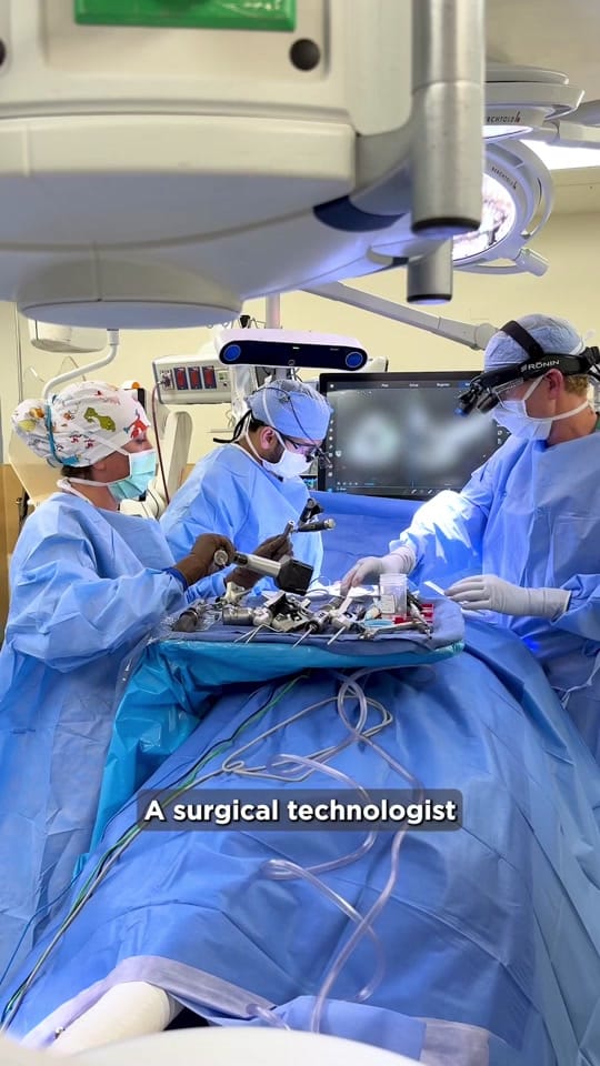 Post 8 by UNM Health on TikTok (video)