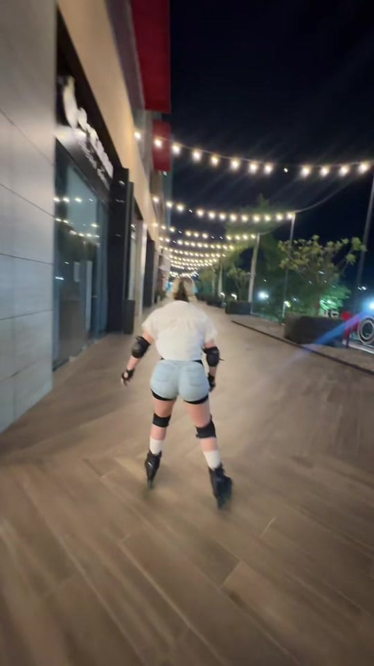 Post 2 by alondraalos on TikTok (video)