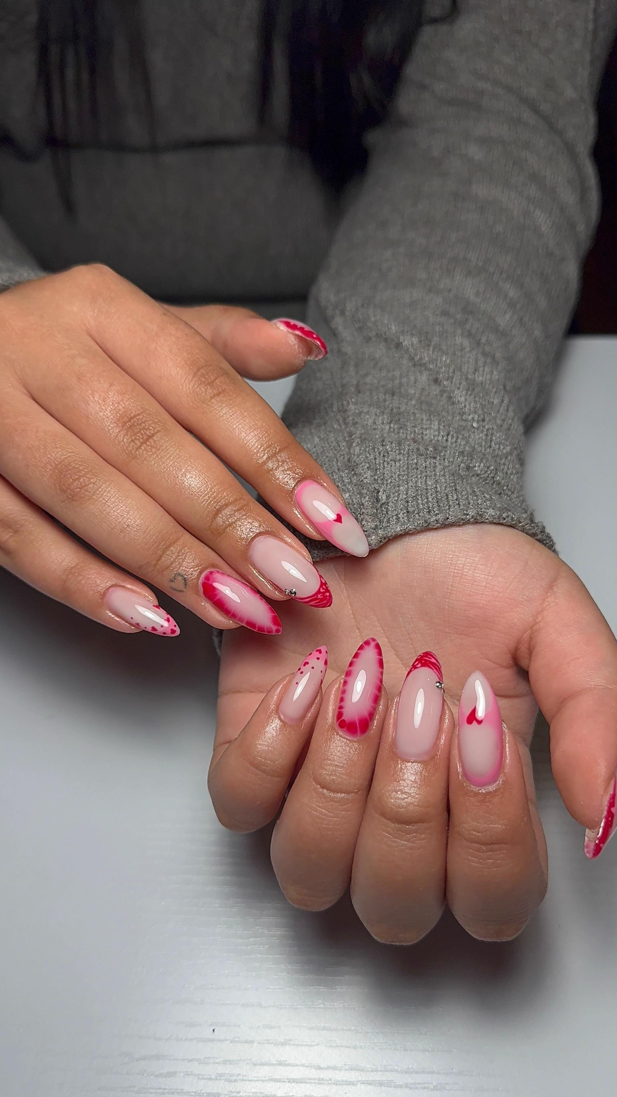 Post 8 by _lev_nails_ on TikTok (video)