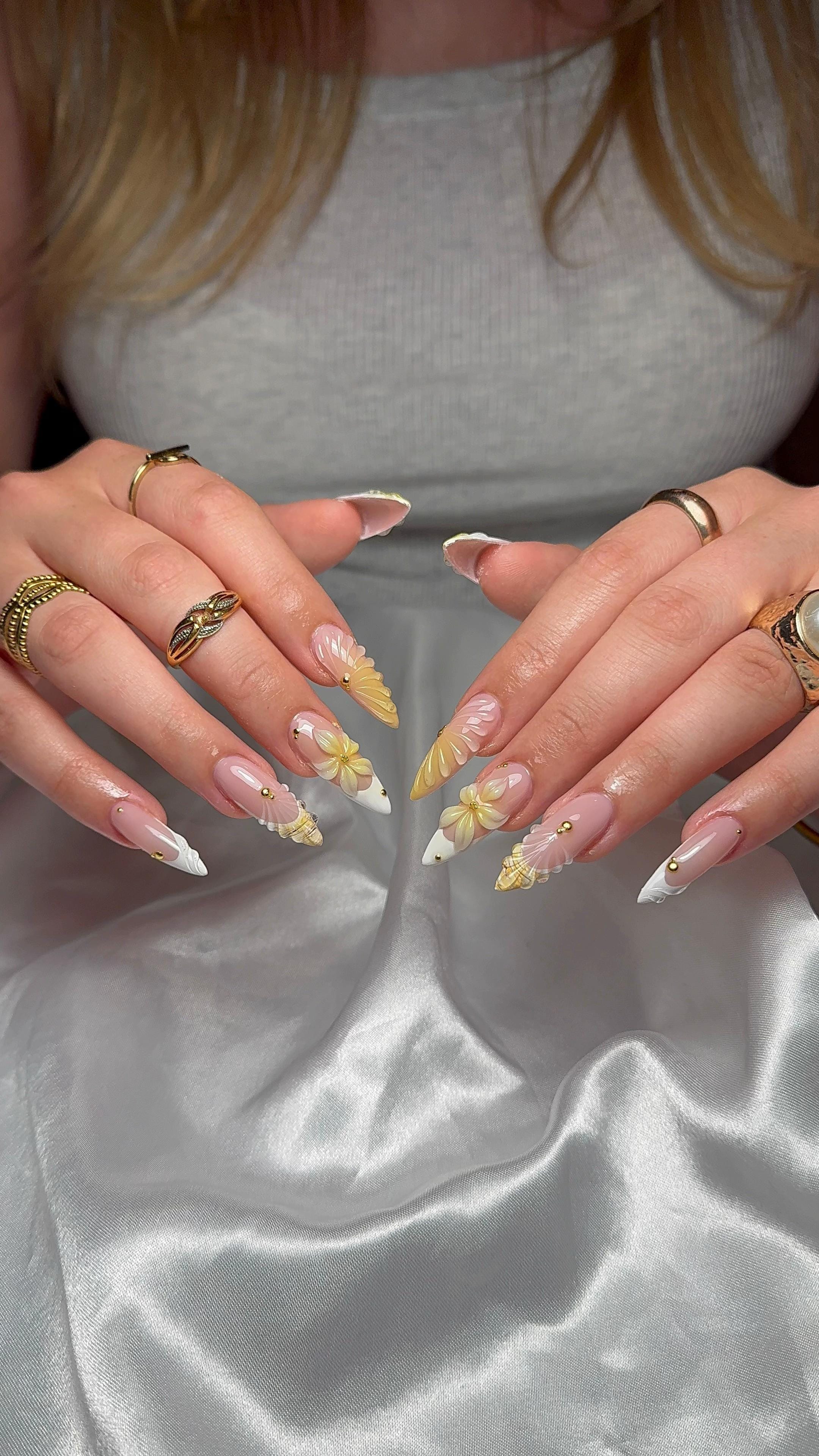 Post 3 by _lev_nails_ on TikTok (video)