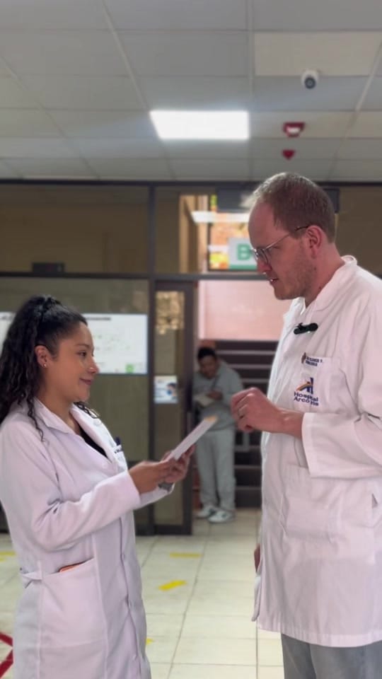 Post 10 by Hospital Arco Iris 🌈 on TikTok (video)