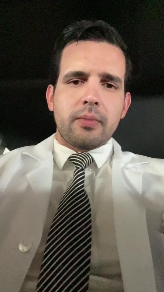 Post 2 by Dr. Iván Juárez Neumólogo on TikTok (video)