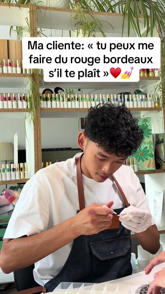 Post 8 by Vinyongles on TikTok (video)
