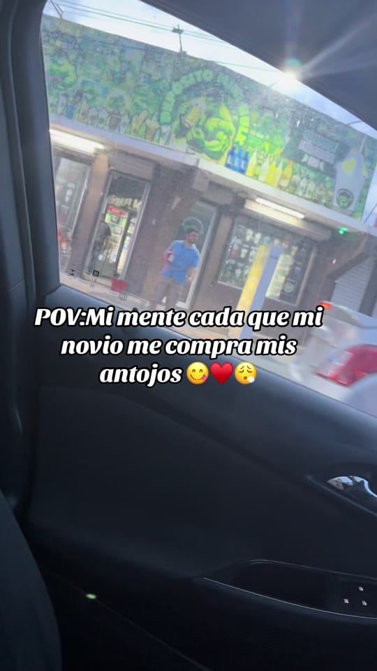 Post 3 by LizethCB on TikTok (video)