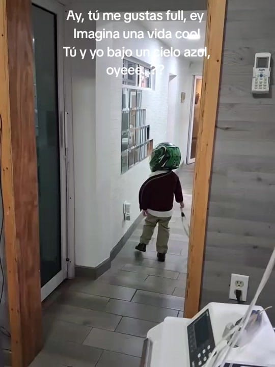 Post 8 by Emily Romero on TikTok (video)