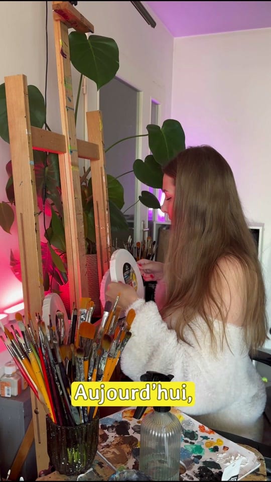 Post 8 by Lucie.peint on TikTok (video)