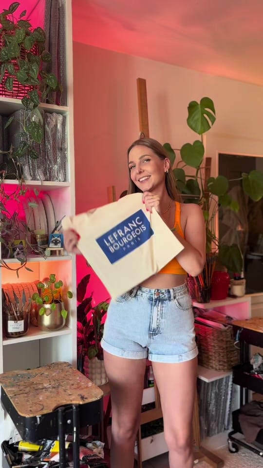 Post 4 by Lucie.peint on TikTok (video)