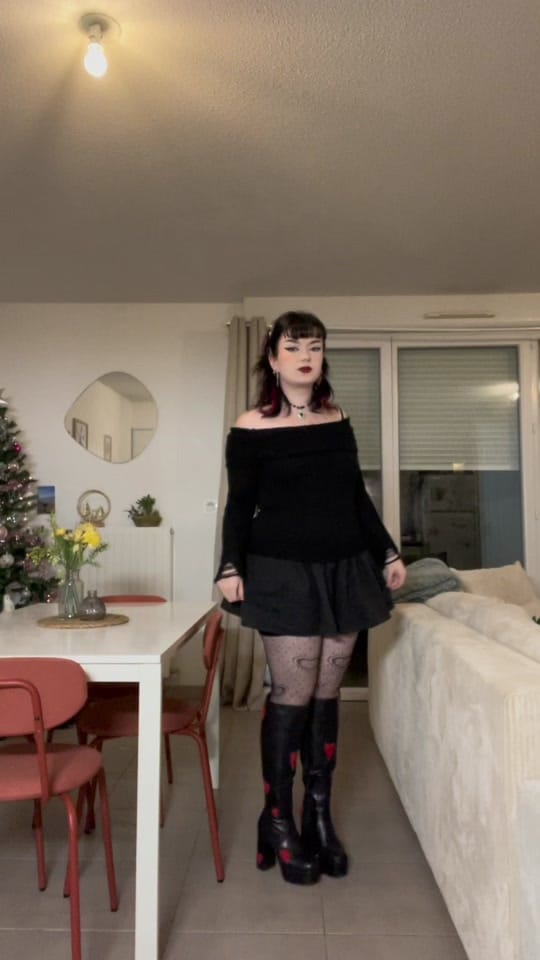 Post 4 by make_it_marie on TikTok (video)