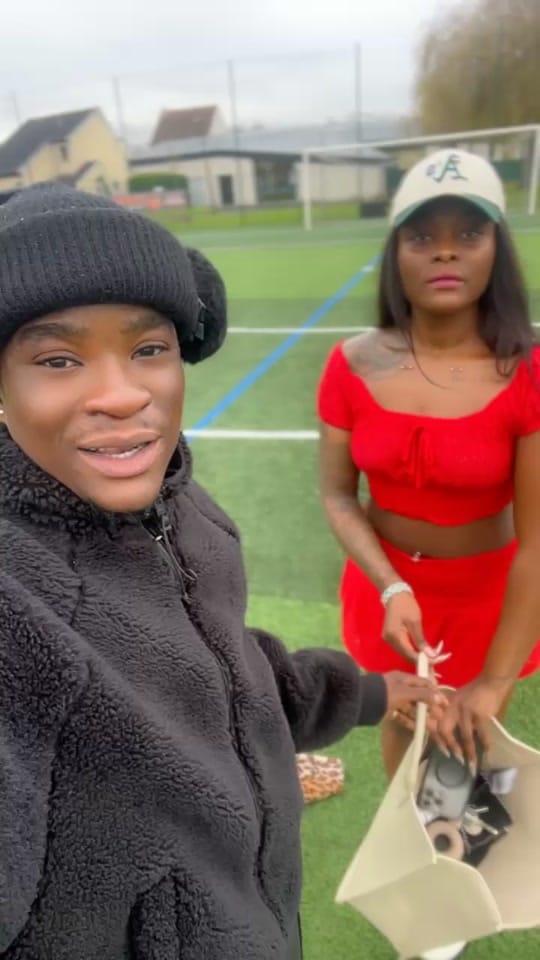 Post 8 by RICHI FEELING FOU🔥 on TikTok (video)