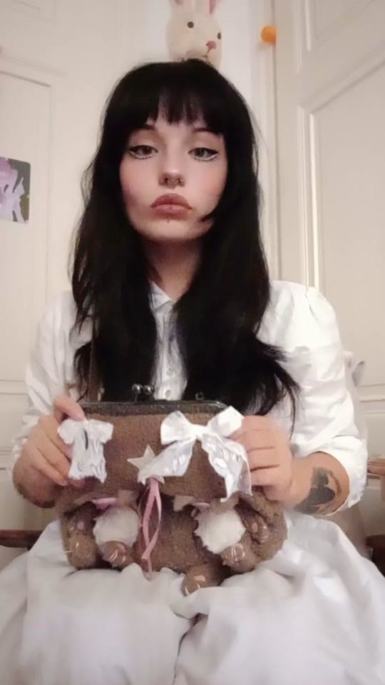 Post 5 by Kiki 🦇 on TikTok (video)