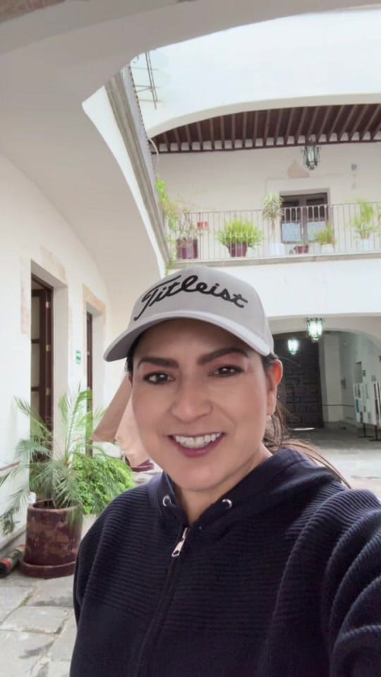 Post 4 by Claudia Rivera Vivanco on TikTok (video)