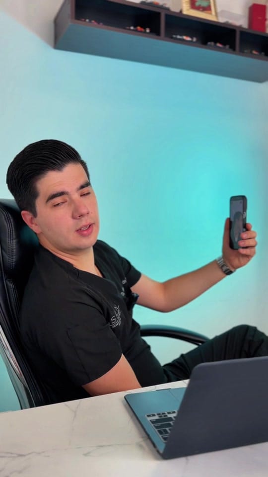 Post 8 by Dr. Rubén M. Niño de Rivera on TikTok (video)