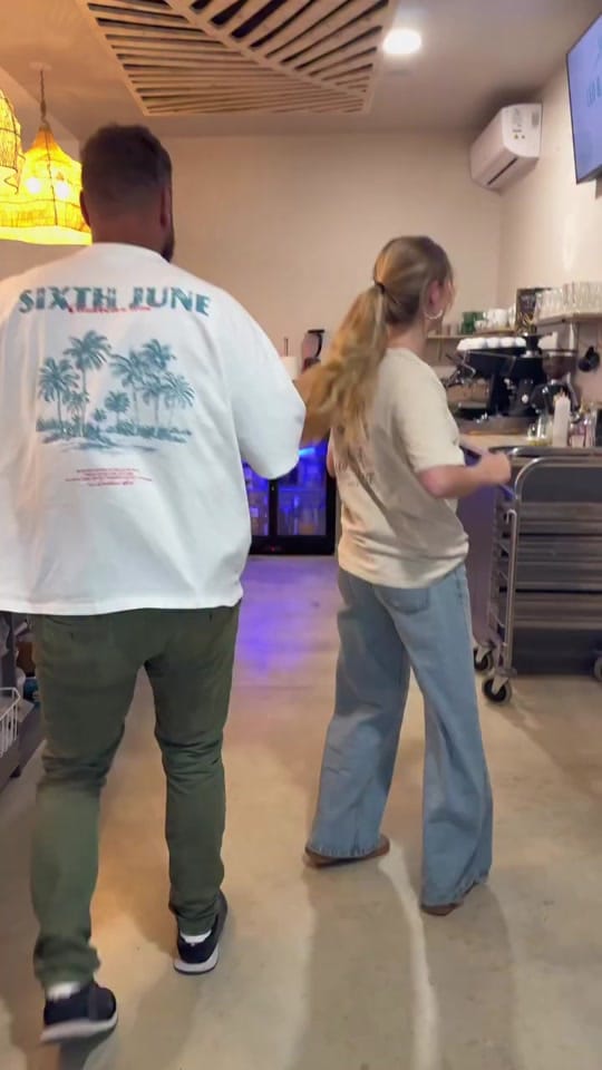 Post 4 by Leo & Lizette on TikTok (video)