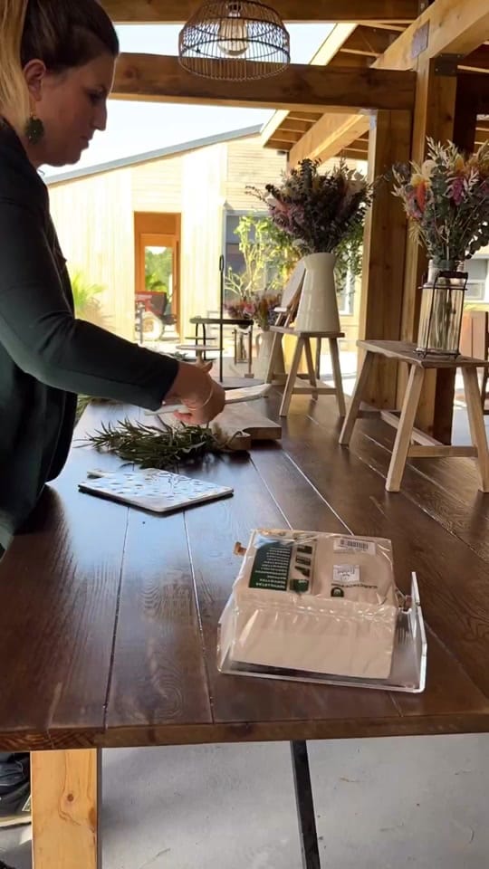 Post 9 by Leo & Lizette on TikTok (video)