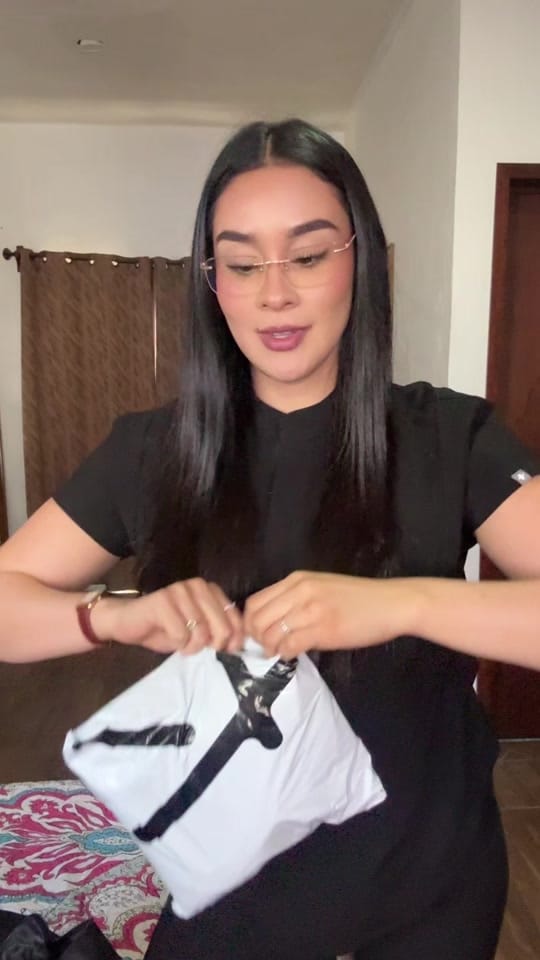 Post 6 by Fernanda Mejía on TikTok (video)