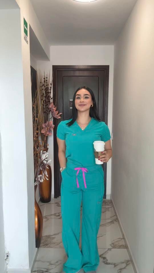 Post 7 by Fernanda Mejía on TikTok (video)