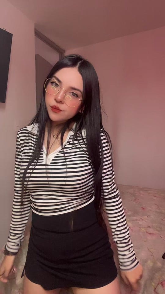 Post 9 by 𝓓𝓮𝔂𝓪𝓷𝓲𝓻𝓪 🎀 on TikTok (video)