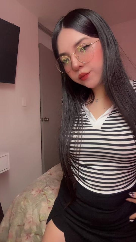 Post 8 by 𝓓𝓮𝔂𝓪𝓷𝓲𝓻𝓪 🎀 on TikTok (video)