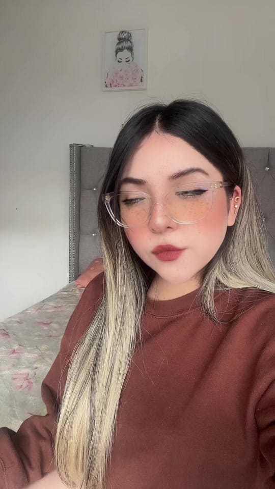 Post 6 by 𝓓𝓮𝔂𝓪𝓷𝓲𝓻𝓪 🎀 on TikTok (video)