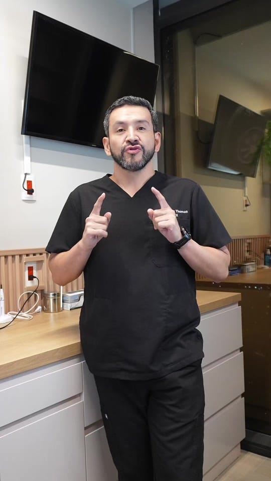 Post 3 by Urólogo Dr. Mario Martínez on TikTok (video)