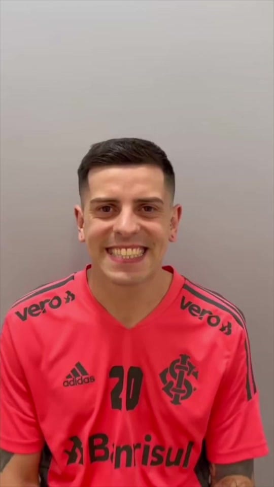 Post 3 by Dr. Romualdo Hostos on TikTok (video)