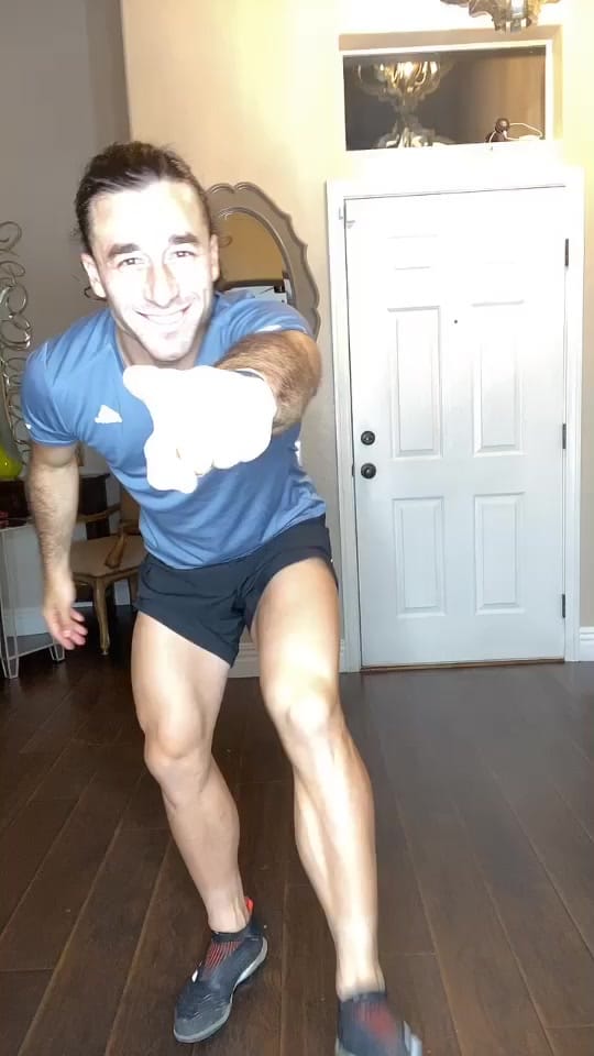 Post 10 by Jona Levin on TikTok (video)