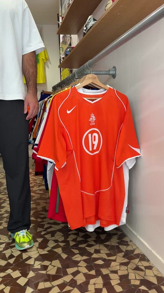 Post 2 by Lineup Vintage Football Shop on TikTok (video)